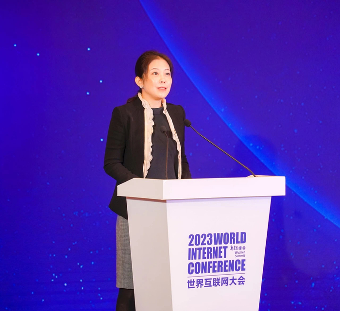 京东CEO许冉 图片来源：京东黑板报