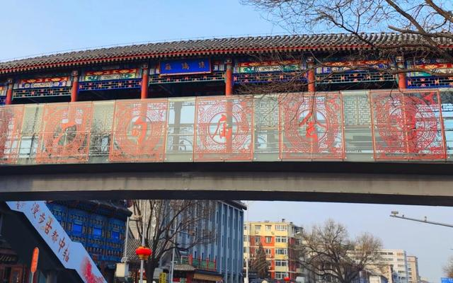 2024年北京厂甸庙会将于正月初一至初五在琉璃厂东、西街举办。西城区供图