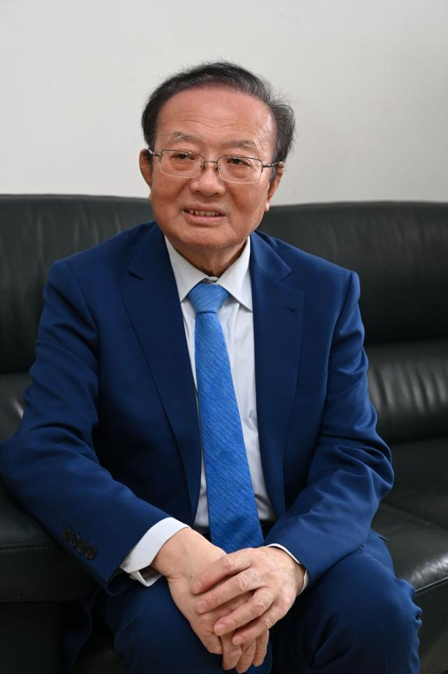 商务部原副部长、中国国际经济交流中心副理事长魏建国。受访者供图