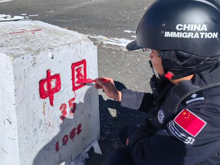"地图上一笔画过的距离是我们巡逻的8小时"|边境|民警