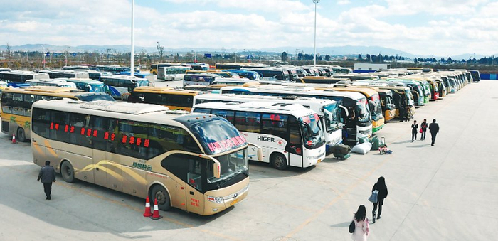 【云视角】回眸云南春运44年 这些老照片里有你的过去吗?