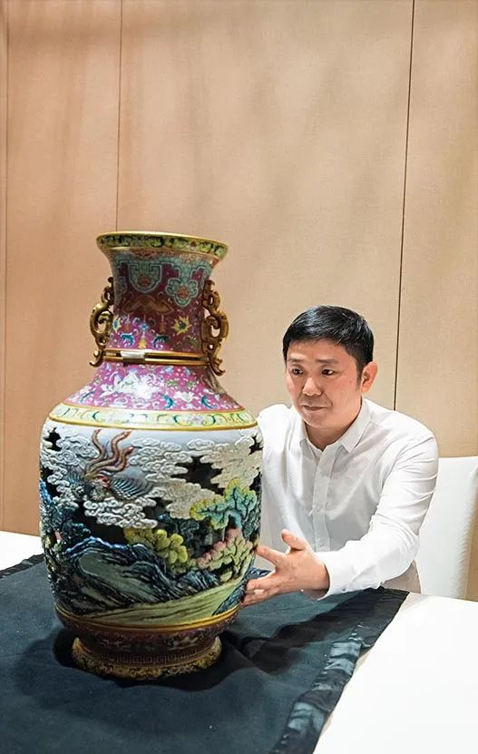 徐锦参加2021年北京保利春季艺术品拍卖会预展    受访者供图