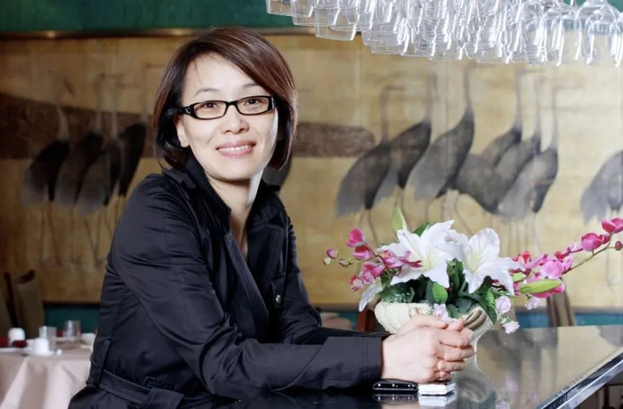 上海鹭鹭酒家董事长陆鹭。