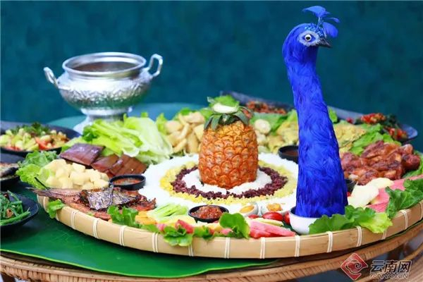 手抓饭图源：景洪市融媒体中心