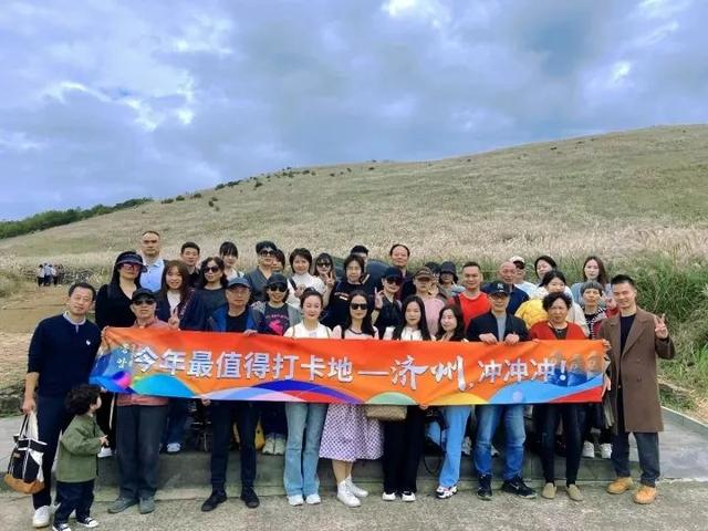 济州岛游玩旅客纪念照。图源受访者