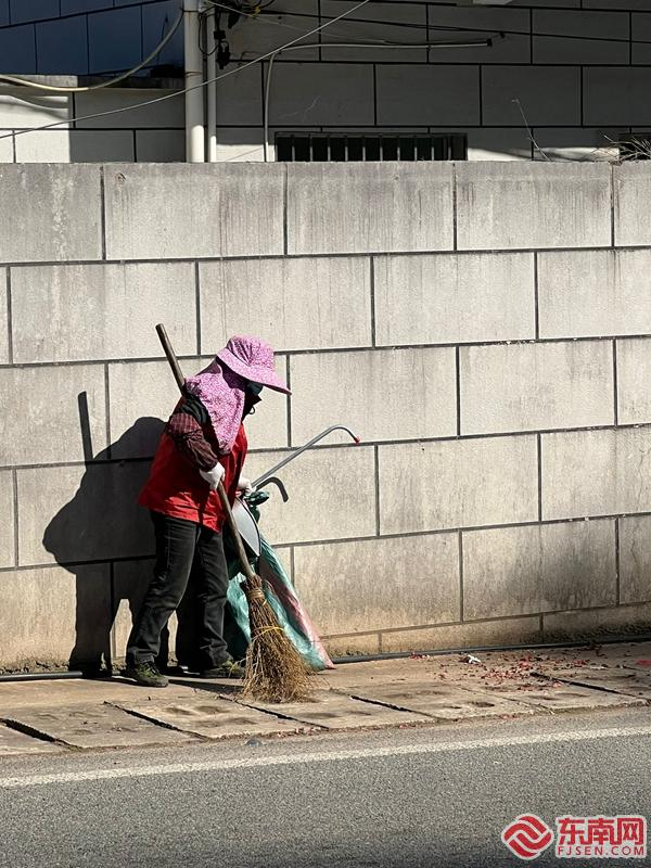 新春走基层|城市"颜值"的"守护者"|春节|环卫工人_新浪新闻