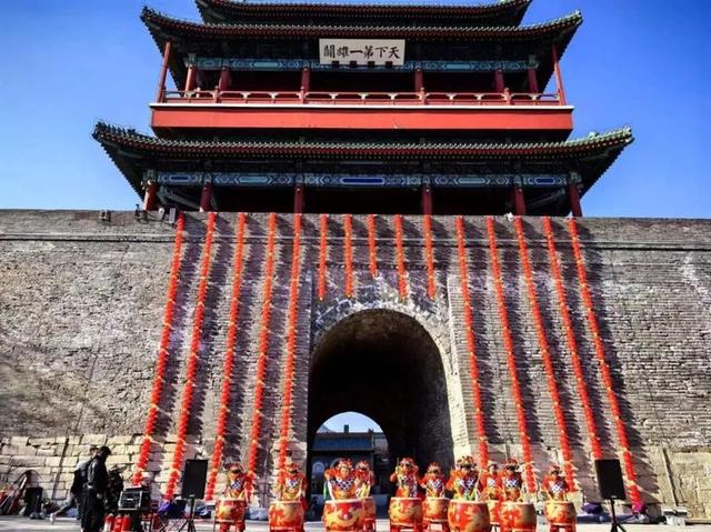 居庸关长城景区举办了“年味·居庸”2024年居庸关长城春节系列演出活动。昌平区供图