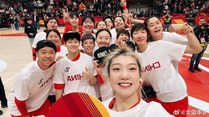 我的奥运年:中国运动健儿金牌贺新年_新浪新闻