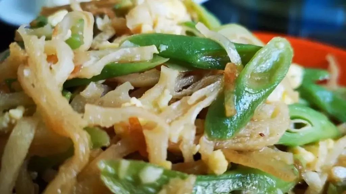 冀州焖饼。源于衡水文广旅游微信公众号