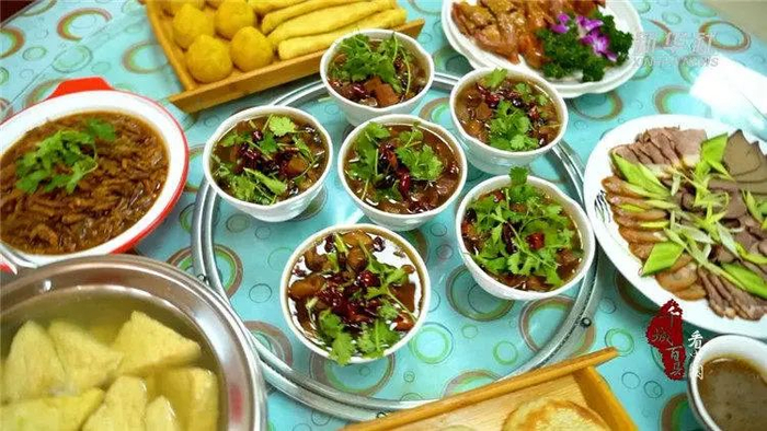 炖吊子。新华社