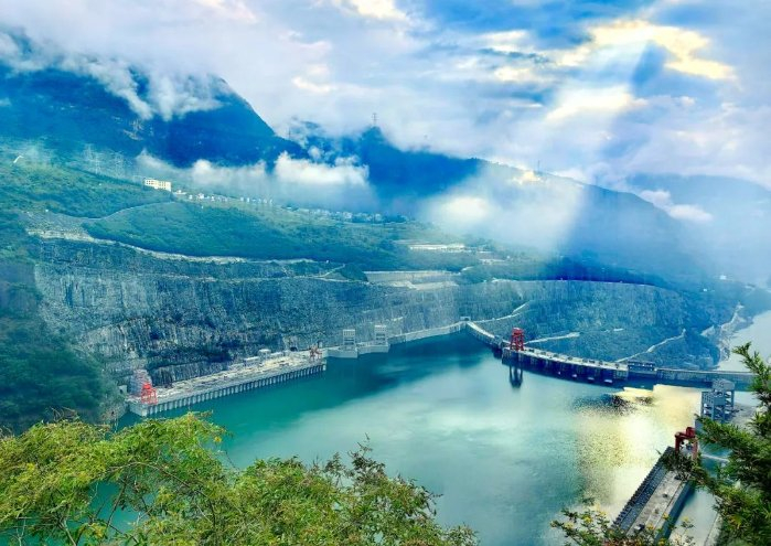 ▲溪洛渡水电站摄影：李海燕