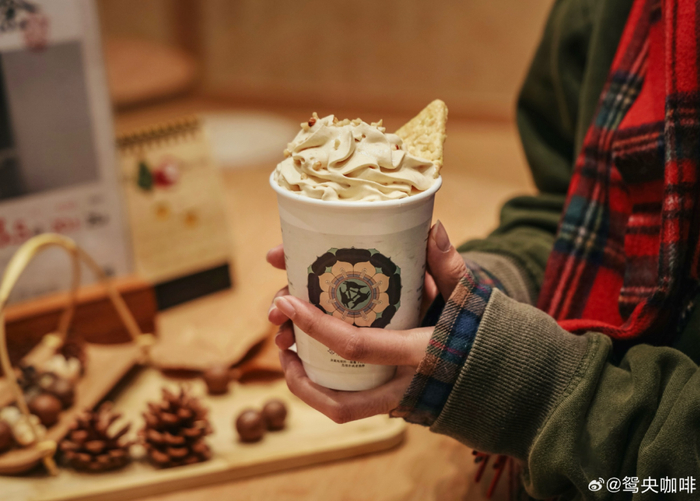 图源：鸳央咖啡官方微博