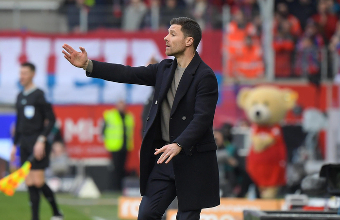 勒沃库森主帅阿隆索 图据视觉中国