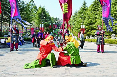     傩舞表演。本报记者 闫汇芳摄/光明图片