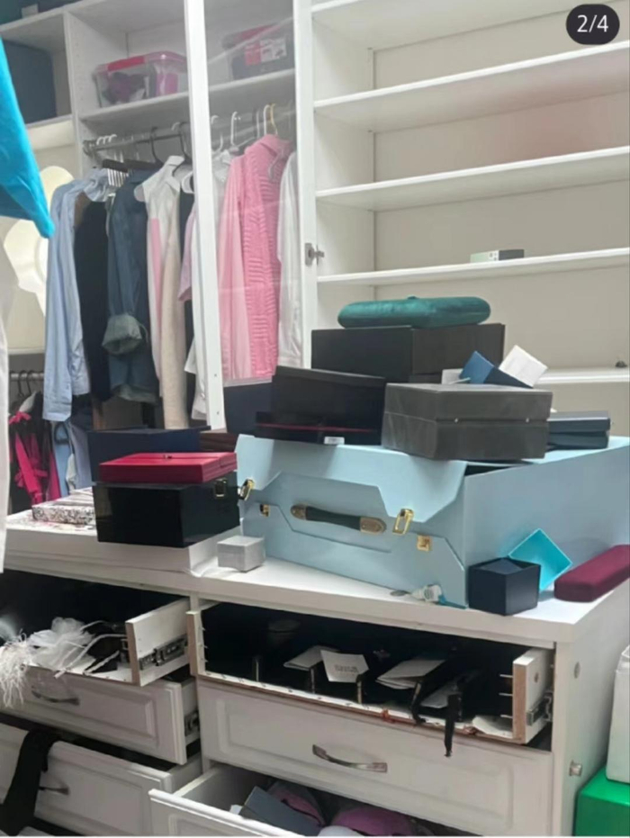 ▲刘雨欣家中被洗劫一空 图据刘雨欣社交媒体截图