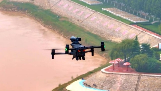 图：黄河聊城段使用无人机巡查