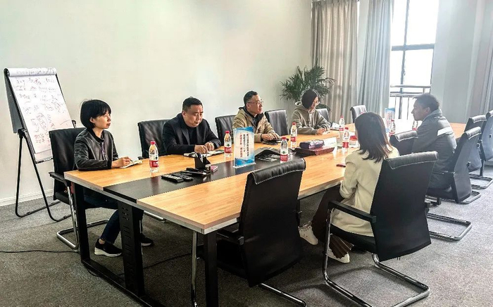 图| 金色小管家走访辖区企业