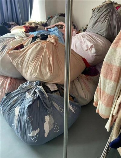 堆货小仓库里的“孤品” 　　受访者供图