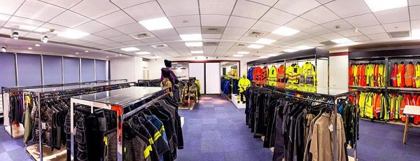 图说：洪天景业主要设计生产专业劳保服