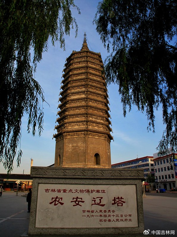 农安辽塔（来源：视觉中国）