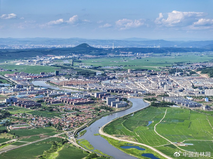 延边州龙井市全景（来源：图虫创意）