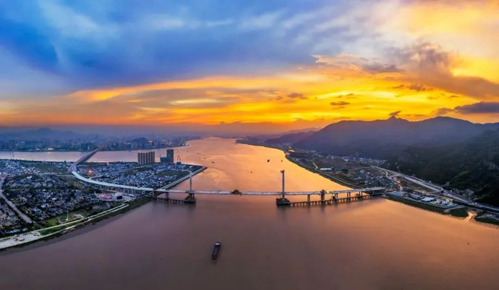 图片来源：i鹿城