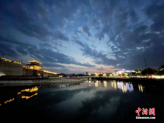 明清大名府古城墙夜景。大名县委宣传部 供图