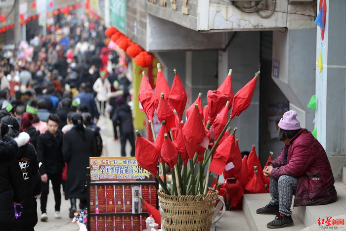 ▲南充“蛴蟆节” 资料图