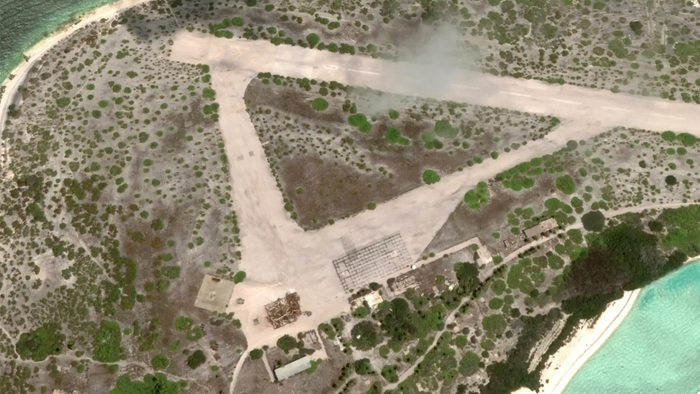 坎顿岛（Kanton）卫星图像 &nbsp;图自美媒“the drive”