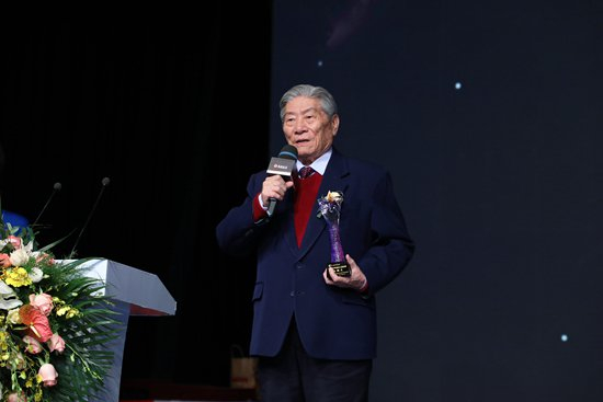 2019年1月，赵鹏大院士在华人教育家大会上。受访者供图