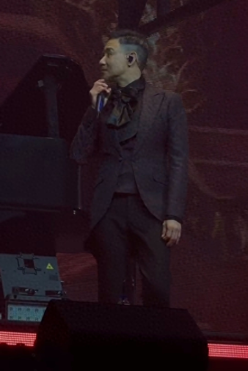 网友拍摄现场视频截图