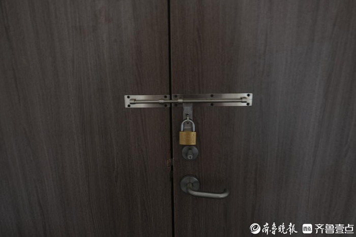 老商埠5号楼三层锁闭