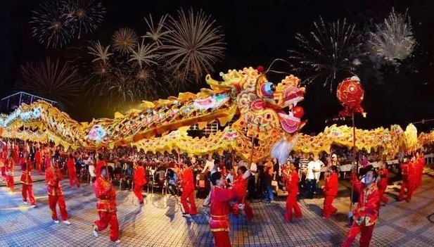 在浙江湖州石淙镇,体育旅游给线下消费业态带来新机会.