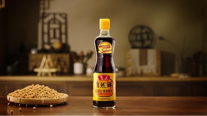 鲁花自然鲜酱油荣登2024年中国顾客推荐度指数榜首