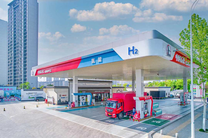 图为中国石化安徽芜湖石油马饮桥站。