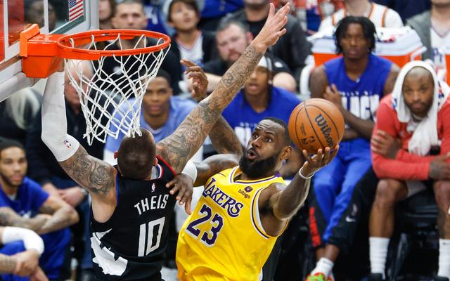 突破40000分大关后，詹姆斯的NBA常规赛总得分纪录将更难被打破。  图/新华社