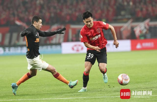 △3月2日，甘超在比赛中积极拼抢