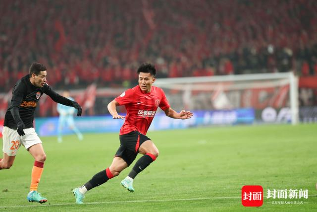 △3月2日，甘超在比赛中积极拼抢