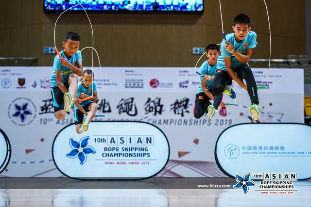这几年，中国跳绳队在国际各大赛事上都取得了很好的成绩（图为中国队参加2019年亚洲跳绳锦标赛）。