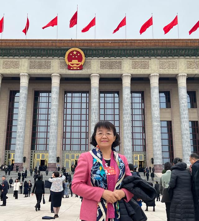 全国政协委员许玲。受访者供图