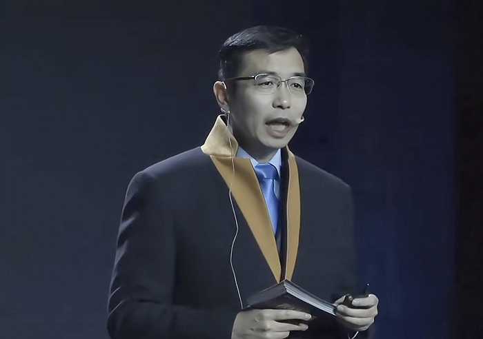 汤晓鸥的数字人。图源：商汤