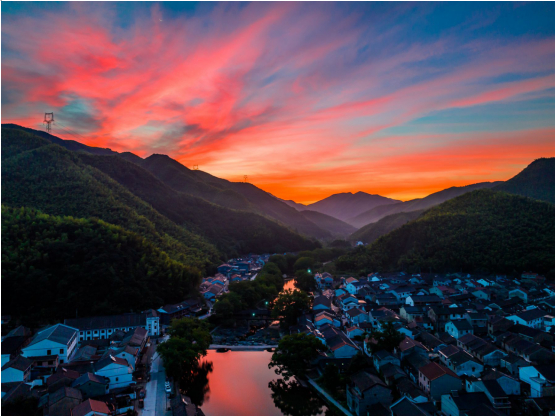 与需求相对应的闲置宅基地出租方面,也有越来越新的方式出现,比如浙江