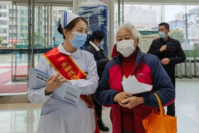 ▲秦淮院区感染肝病科护师陆雅