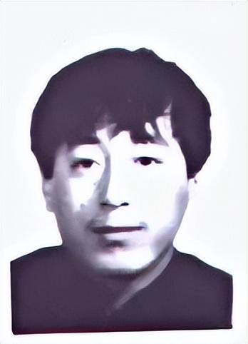 犯罪嫌疑人曹辉10,何辉,男,1972年10月20日出生,身份证号码