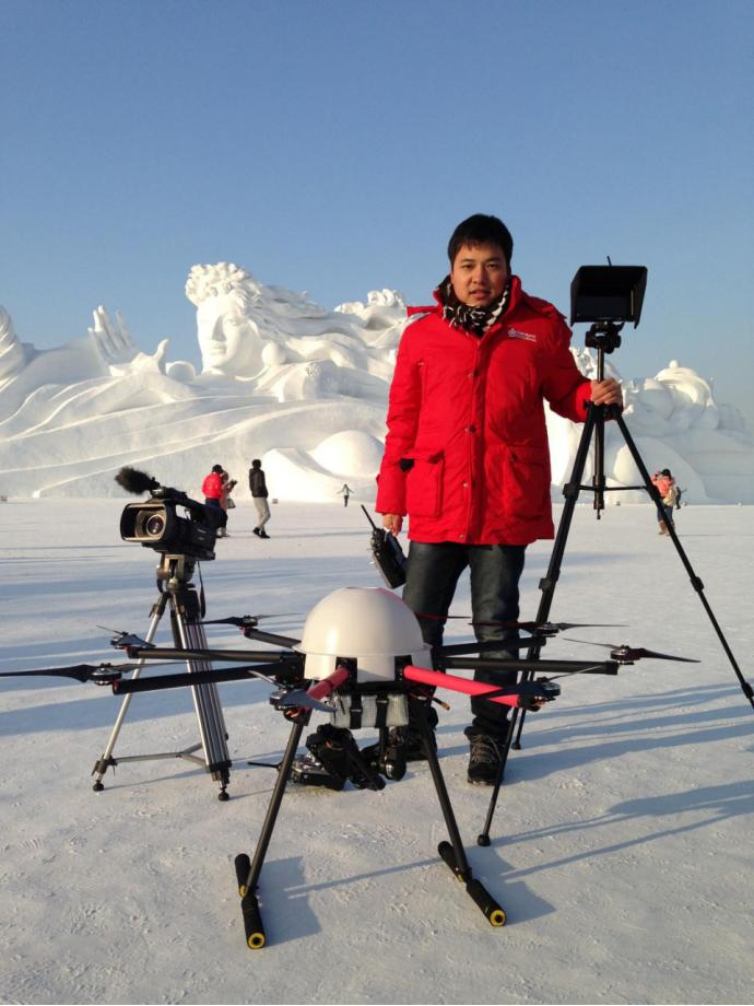 哈尔滨冰雪节首次使用科比特无人机