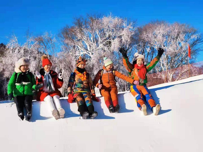 森林冰雪欢乐季“热辣滚烫”。邢国军摄