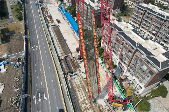 上海市域铁路嘉闵线3标新成路站主体结构地下连续墙施工启动