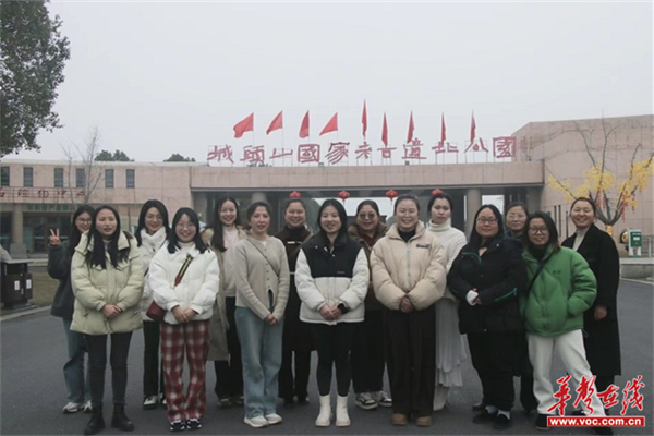 （一审：龙晓龙二审：邓望军 三审：文杰）