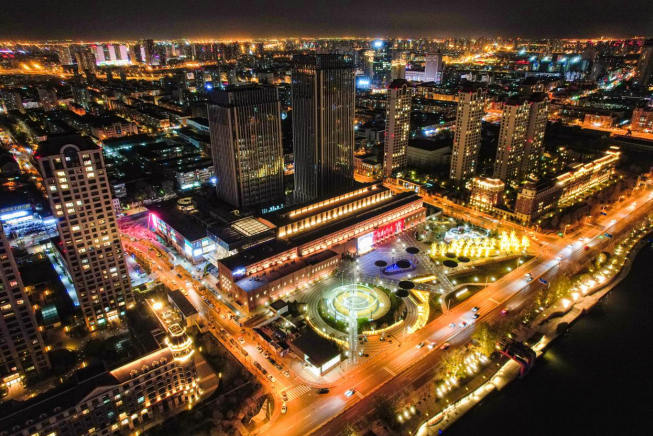 天津金茂汇夜景图