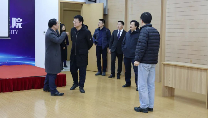 学院大麦直播电商学院人才发展迈向新高度|陈向东|腾讯|马斌_新浪新闻